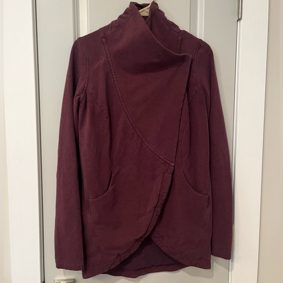 Lululemon That's A Wrap Stretch Jacket Cardigan Size 4 - Picture 4 of 10
